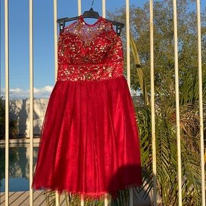 Formal dress. Short.